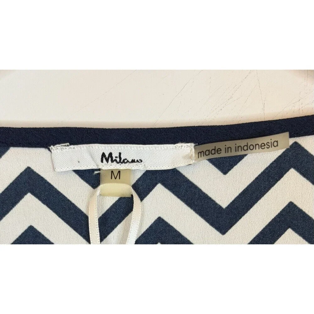 MILANO White Navy Chevron Sleeveless Jumpsuit Medium Snap Front Lightweight